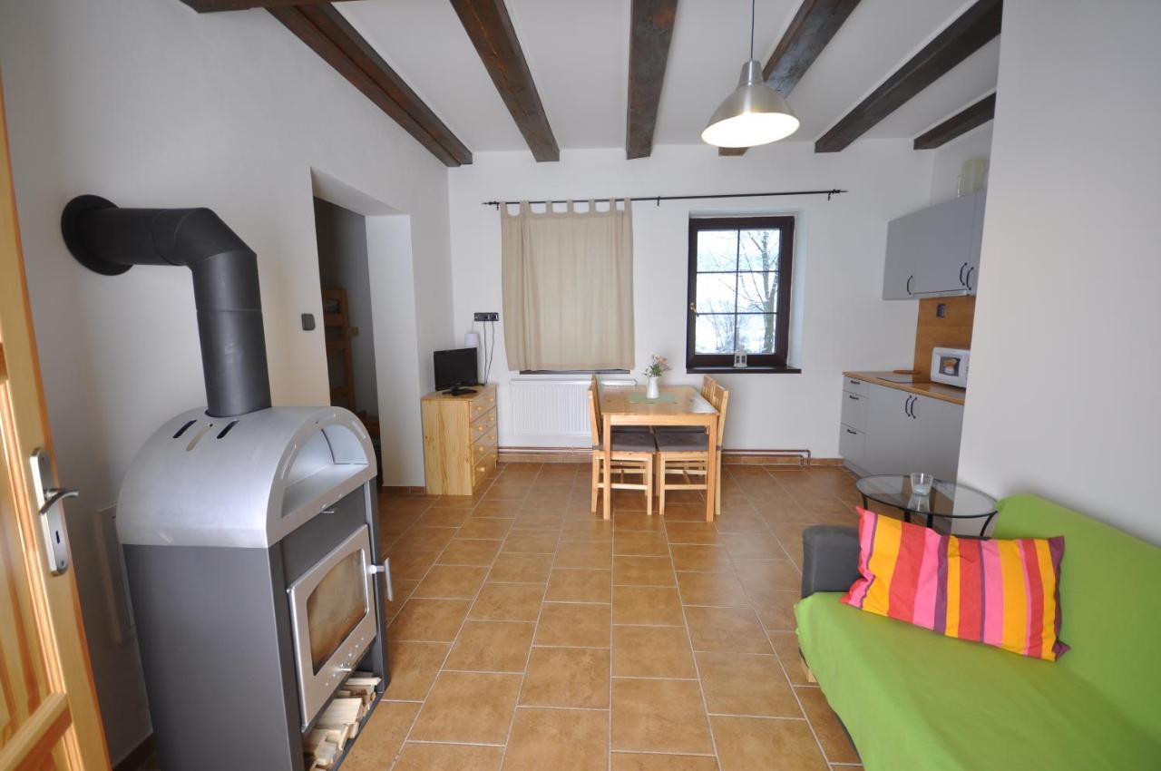 Apartmanove Ubytovani V Koutech Loučná nad Desnou Стая снимка