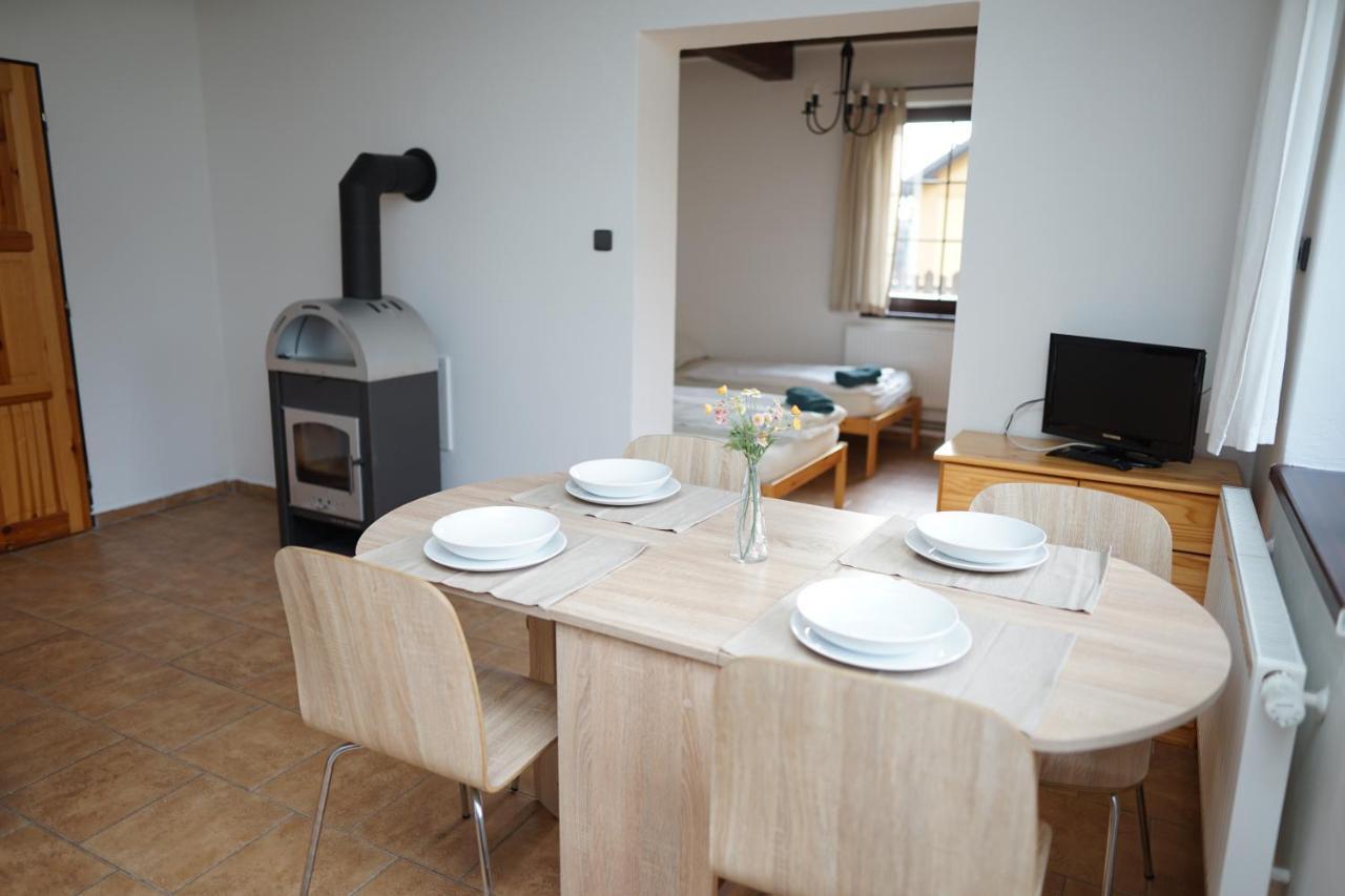 Apartmanove Ubytovani V Koutech Loučná nad Desnou Екстериор снимка